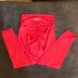 Scrunched butt leggings